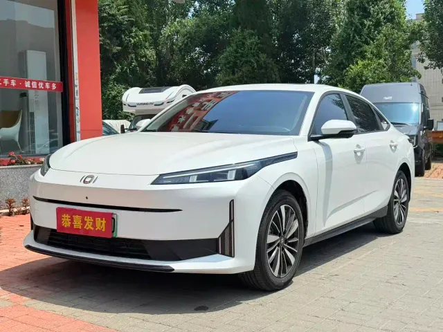 Фотография автомобиля — Changan Qiyuan A05