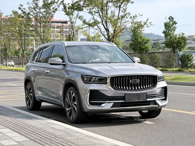 Geely Xingyue L — Фото автомобиля 3
