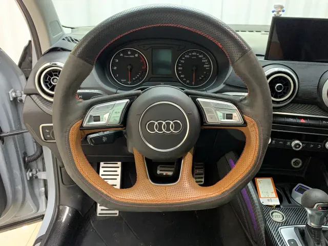 Audi Q2L — Фото автомобиля 14