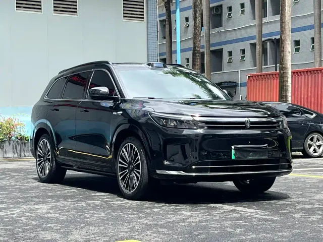 Aito M7 — Фото автомобиля 3