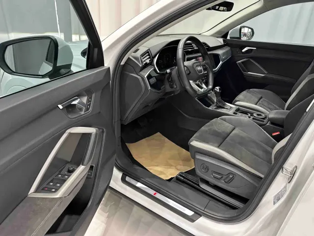 Audi Q3 — Фото автомобиля 7