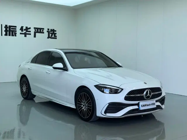 Mercedes-Benz C-Class — Фото автомобиля 3