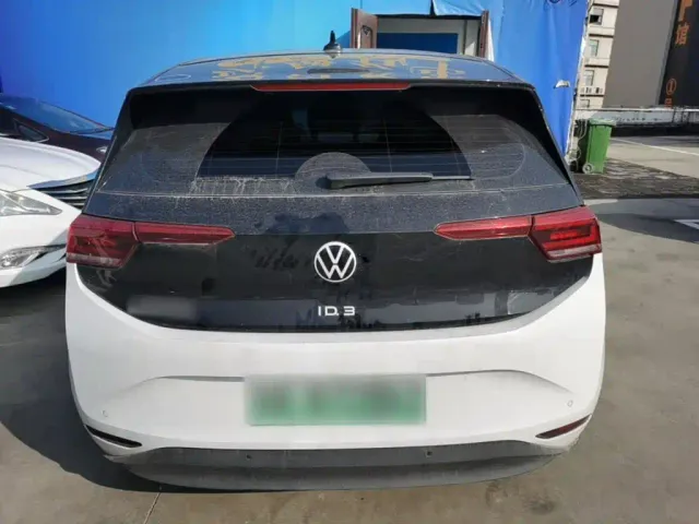 Volkswagen ID.3 — Фото автомобиля 5