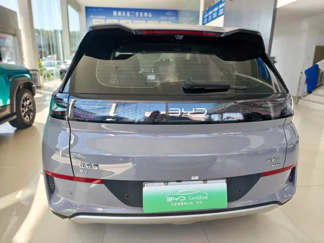 BYD Sealion 05 EV — Фото автомобиля 8