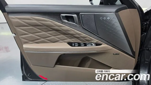 Kia K8 Hybrid — Фото автомобиля 13