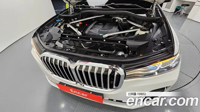 BMW X7 — Фото автомобиля 5