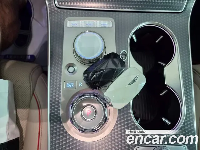 Genesis GV80 — Фото автомобиля 18