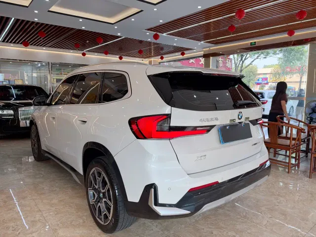 BMW X1 — Фото автомобиля 6