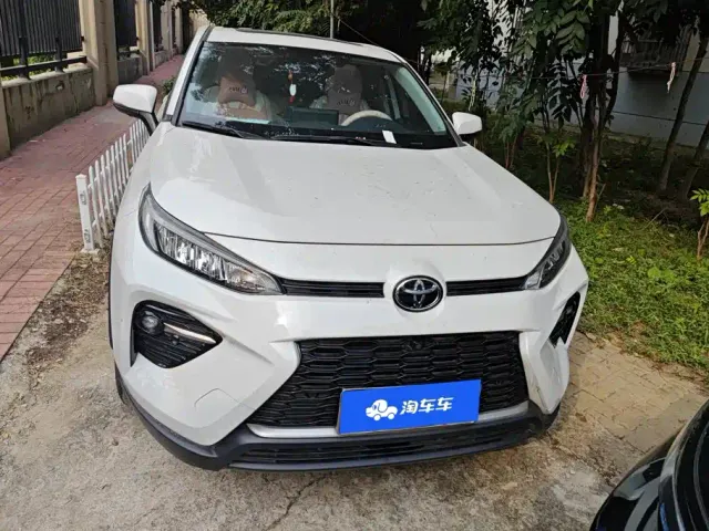 Toyota Wildlander — Фото автомобиля 2