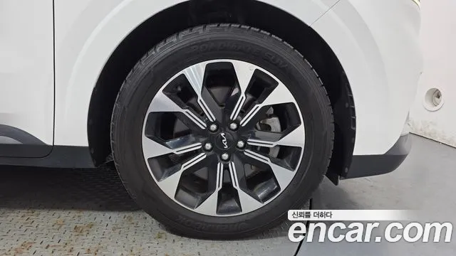 Kia Canival Carnival 4 поколение Бензин 9 мест Prestige — Фото автомобиля 21
