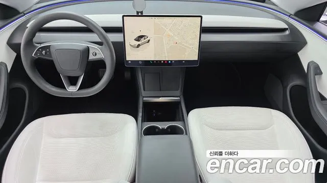 Tesla Model 3 — Фото автомобиля 7
