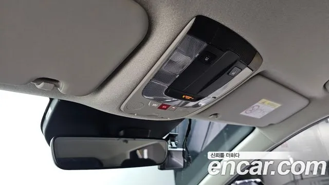 Kia Niro — Фото автомобиля 18