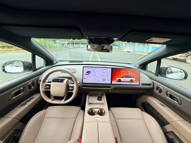 Li Auto i6 — Фото автомобиля 10