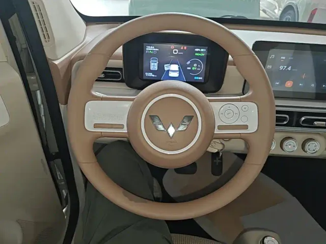 Wuling Motors Hongguang MINIEV 2024 Model 3rd Generation 170km — Фото автомобиля 10
