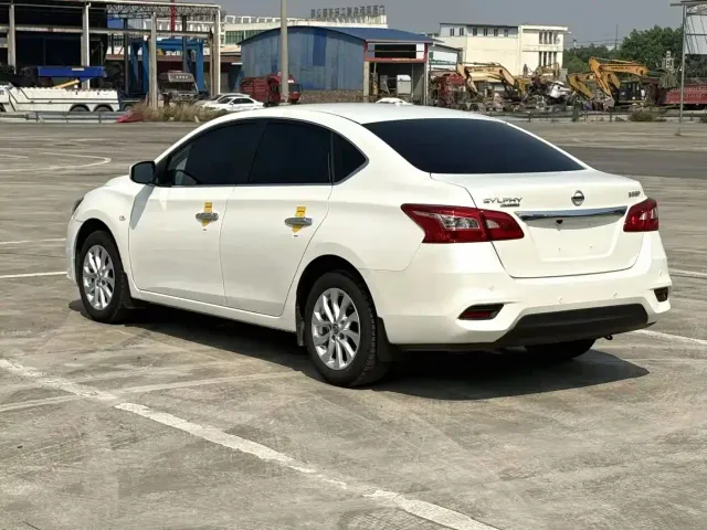 Nissan Sylphy — Фото автомобиля 4