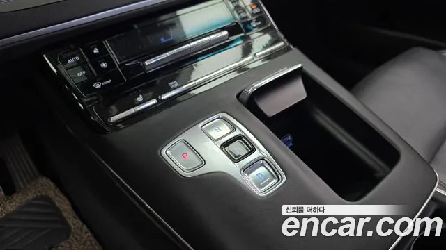 Hyundai Grandeur Новый Grandeur IG 3.0 LPi (Для проката) — Фото автомобиля 7