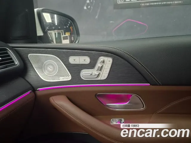 Mercedes-Benz GLS-Class — Фото автомобиля 15
