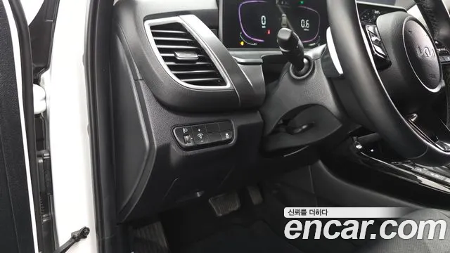 Kia Seltos Бензин 1.6 турбо 2WD — Фото автомобиля 13