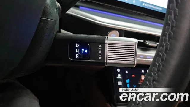 Hyundai Grandeur Grandeur (GN7) 2.5 Бензин 2WD — Фото автомобиля 9