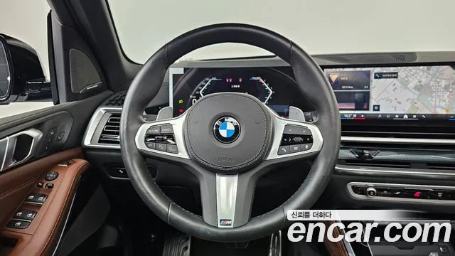 BMW X5 xDrive 40i M Sport — Фото автомобиля 13