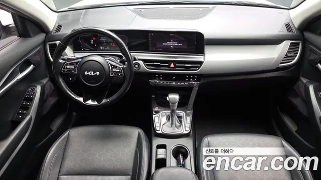 Kia Seltos — Фото автомобиля 10