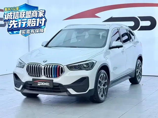 Фотография автомобиля — BMW X1