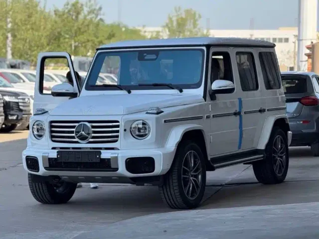 Mercedes-Benz G-Class — Фото автомобиля 2