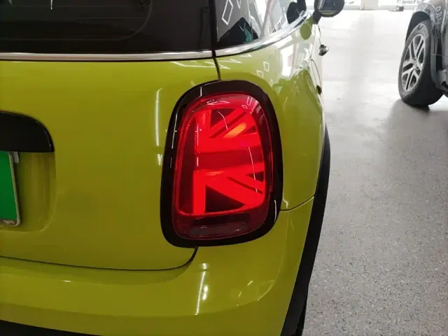 MINI Hatch — Фото автомобиля 7