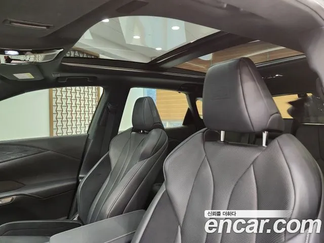 Lexus RX — Фото автомобиля 14