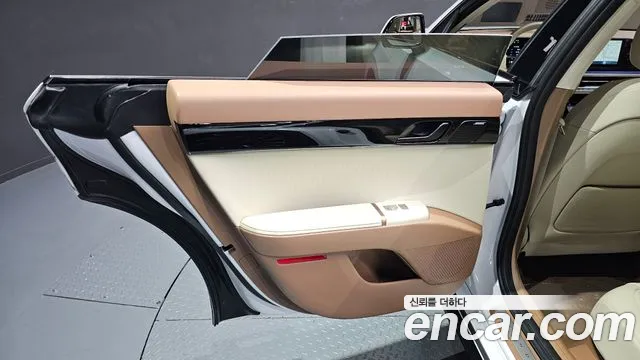 Hyundai Grandeur GN7 — Фото автомобиля 14