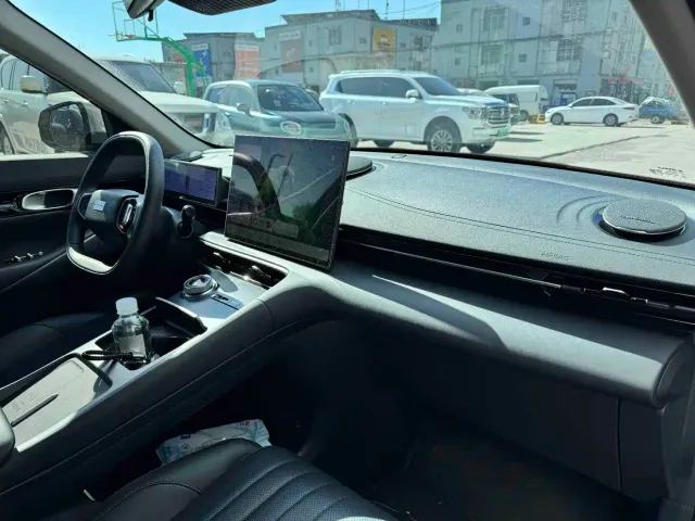 Geely Galaxy E5 — Фото автомобиля 7