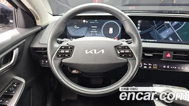 Kia EV6 — Фото автомобиля 12