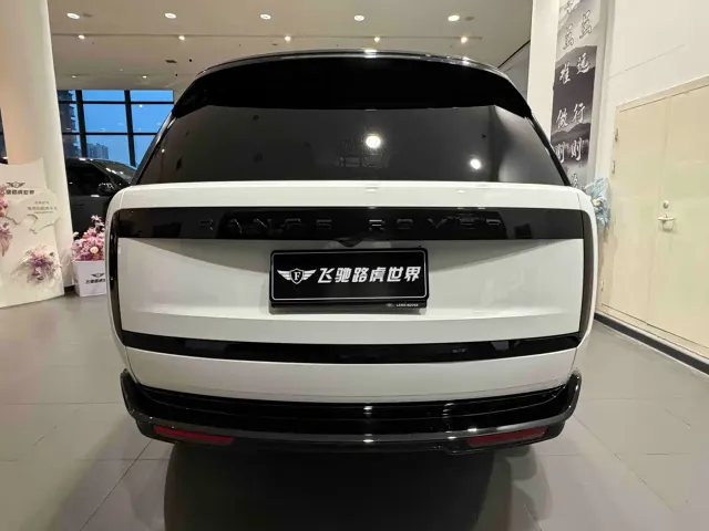 Land Rover Range Rover — Фото автомобиля 21