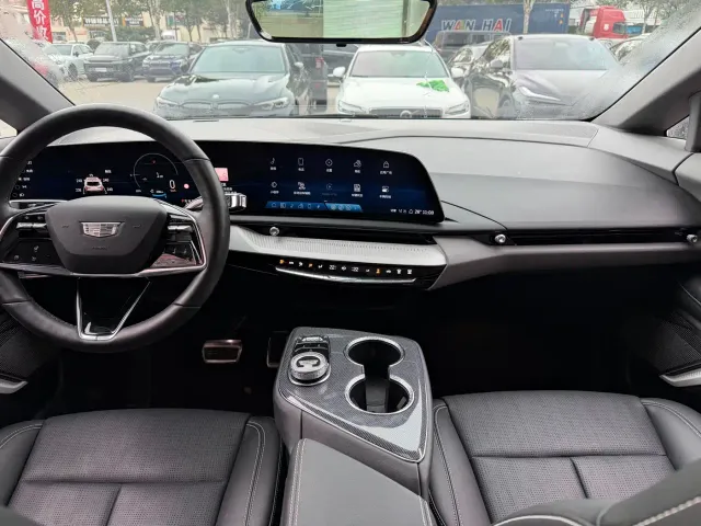 Cadillac Optiq — Фото автомобиля 9