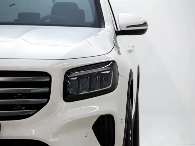 Mercedes-Benz GLB-Class — Фото автомобиля 10