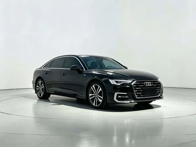 Audi A6L — Фото автомобиля 3