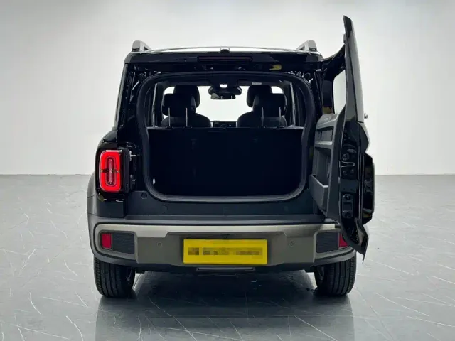 Baojun Yep Plus — Фото автомобиля 9