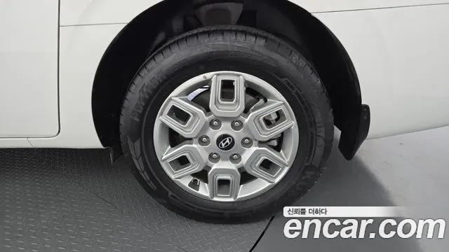 Hyundai Staria — Фото автомобиля 6
