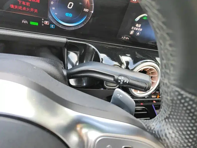 Mercedes-Benz EQA — Фото автомобиля 13
