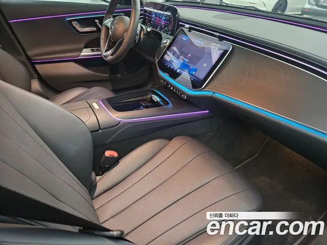 Mercedes-Benz E-Class — Фото автомобиля 10