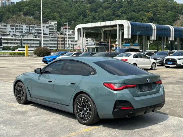 BMW 4 Series — Фото автомобиля 2