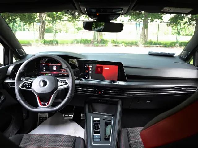 Volkswagen Golf GTI — Фото автомобиля 19