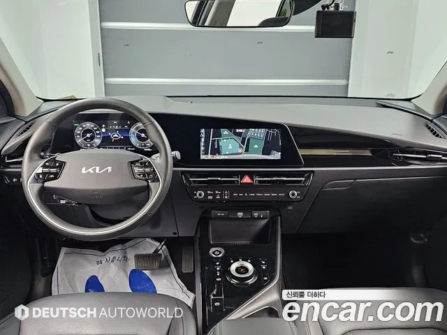 Kia Niro — Фото автомобиля 7