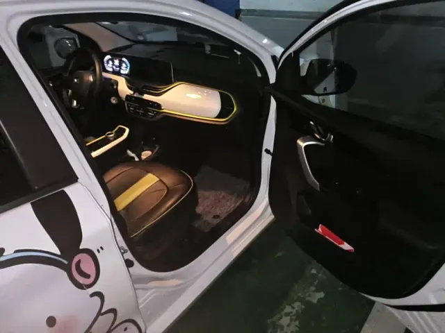 Changan Benben E-Star — Фото автомобиля 13