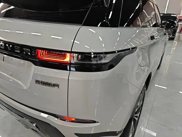 Land Rover Range Rover Evoque — Фото автомобиля 7
