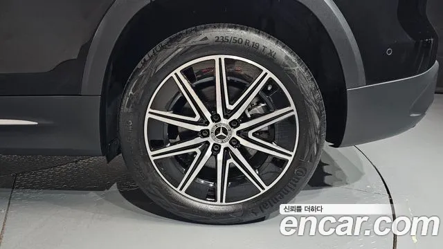 Mercedes-Benz EQB X243 — Фото автомобиля 6