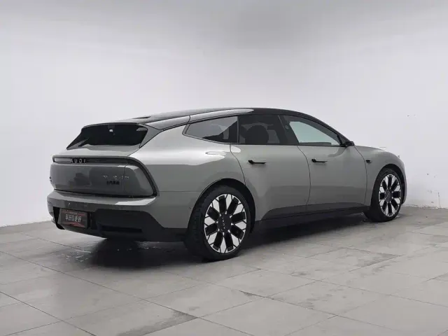 Audi E5 Sportback — Фото автомобиля 2