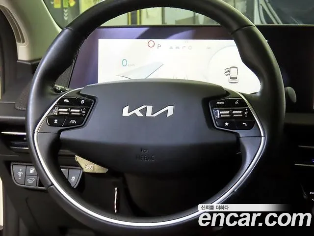 Kia EV6 — Фото автомобиля 8