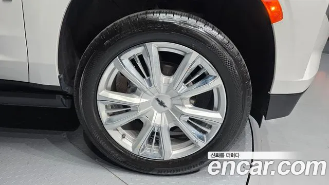 ChevroletGMDaewoo Tahoe Tahoe 6.2 Dark Knight 4WD — Фото автомобиля 19