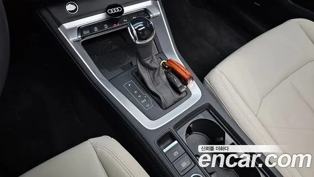Audi Q3 35 TDI Premium — Фото автомобиля 8